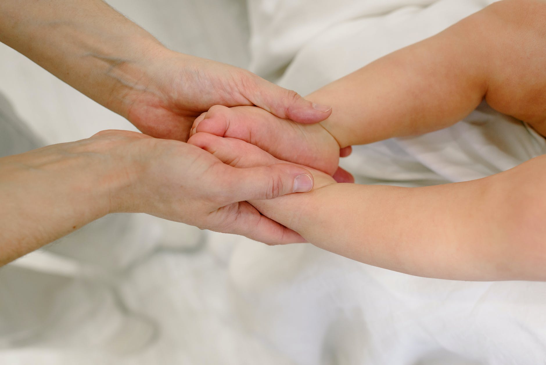Massage bien-être bébé Naitre accompagné
